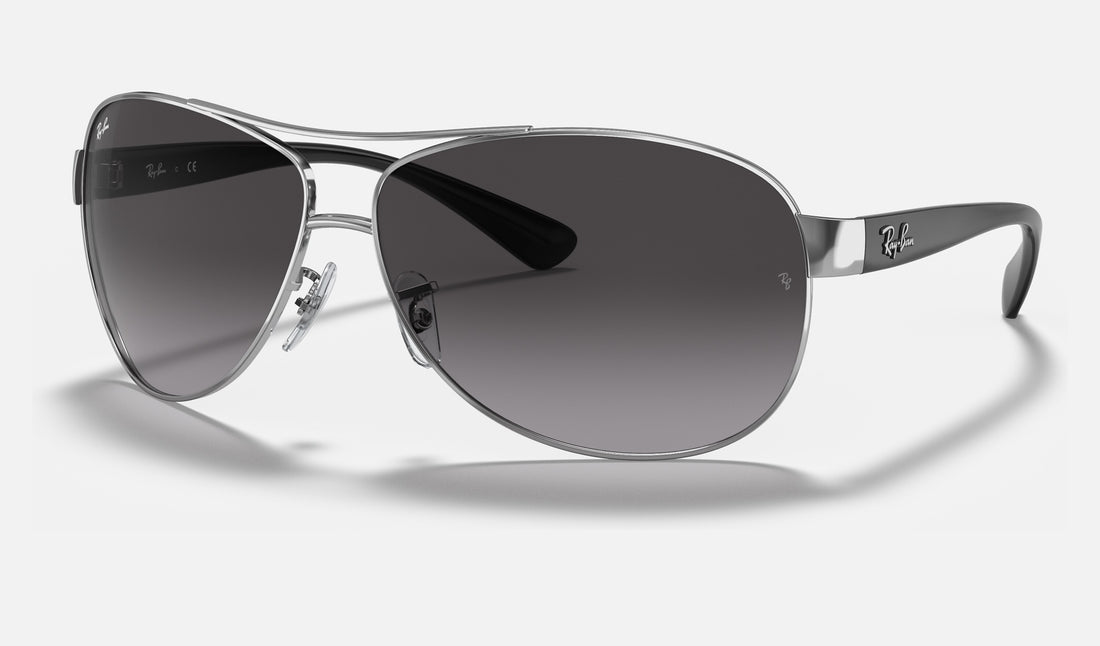 Ray-Ban RB3386 RB3386 — Silver / Grey Gradient — quarter view