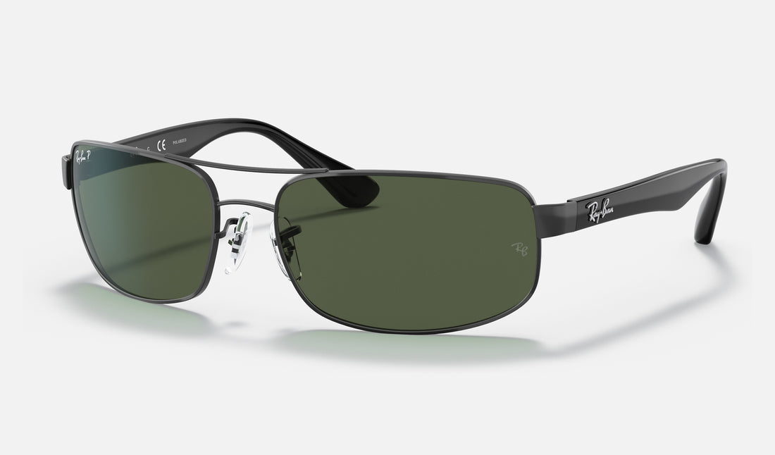 Ray-Ban RB3445 RB3445 — Black / G-15 Green Polarized — quarter view