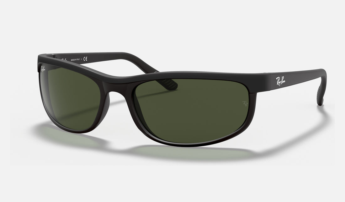 Ray-Ban Predator 2 RB2027 — Black / G-15 Green — quarter view