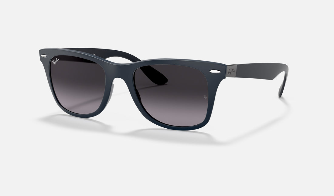 Ray-Ban Wayfarer Liteforce RB4195 — Blue / Grey Gradient — quarter view