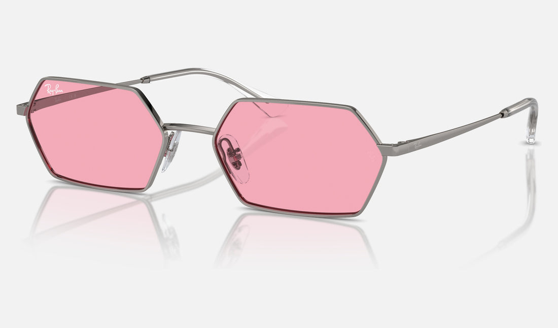 Ray-Ban Yevi RB3728 — Gunmetal / Pink — quarter view