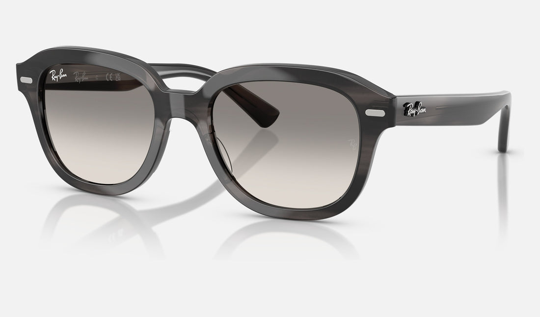Ray-Ban Erik RB4398F — Striped Grey / Clear Gradient Grey — quarter view