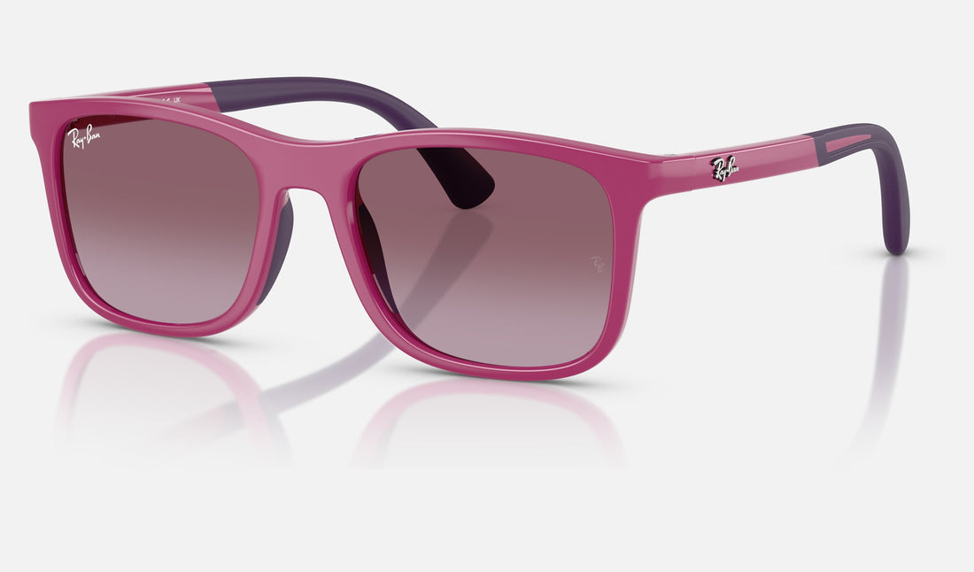 Ray-Ban Junior RJ9084SF — Fucsia on Rubber Vuolet / Gradient Violet — quarter view