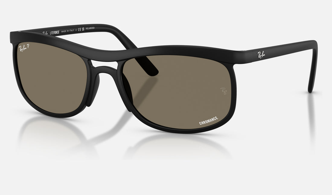 Ray-Ban RB4452CH — Sand Black / Grey Polarized+ — quarter view