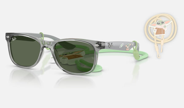 Ray-Ban Junior Junior New Wayfarer RJ9052SF Sunglasses — quarter view