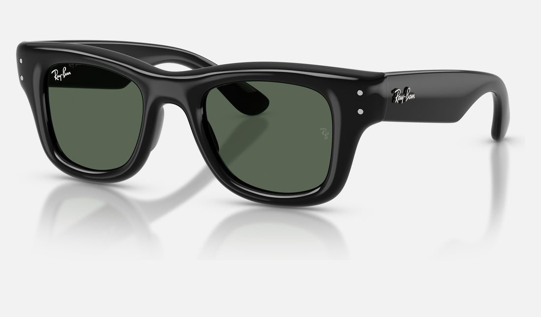 Ray-Ban Junior RJ9240S — Black / Dark Green — quarter view