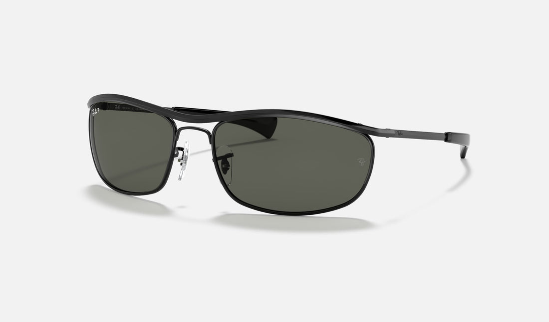 Ray-Ban Olympian I Deluxe RB3119M — Black / G-15 Green Polarized — quarter view