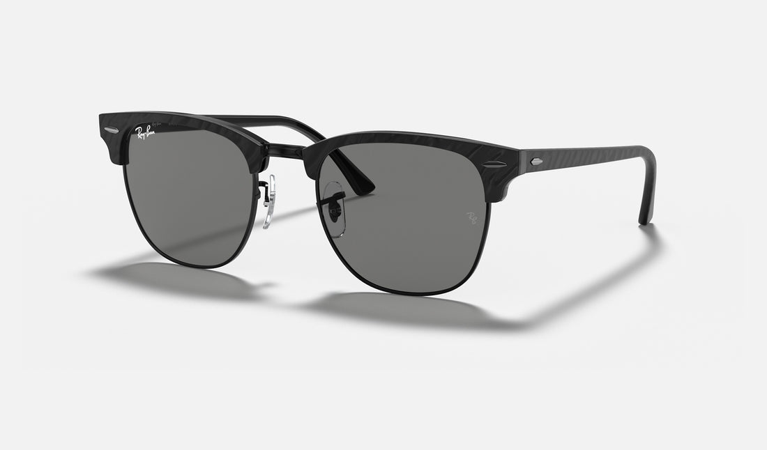 Ray-Ban Clubmaster RB3016 — Black / Dark Grey — quarter view