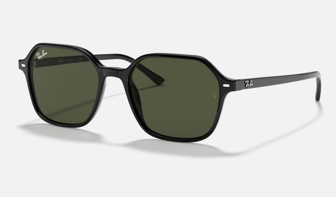 Ray-Ban John RB2194 — Black / G-15 Green — quarter view