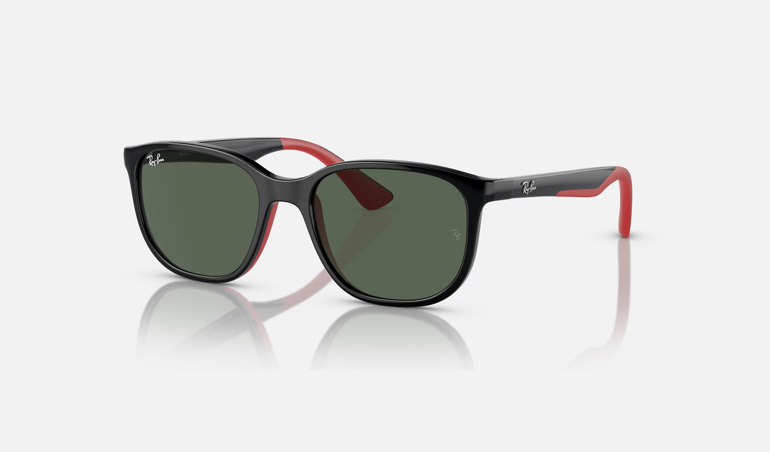 Ray-Ban Junior RJ9078S — Black on Red / Dark Green — quarter view